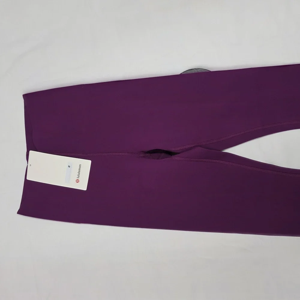 Lululemon Glow Up Tight HR 28
